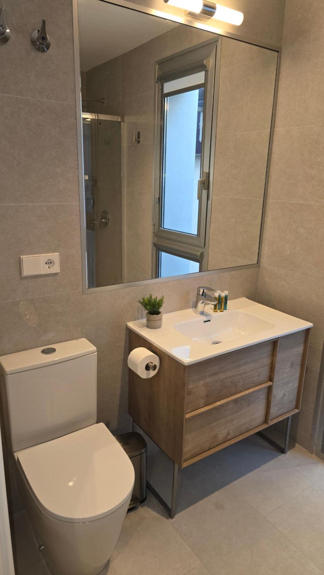 Hostal Rambla 24 By Holihome Alicante Kültér fotó
