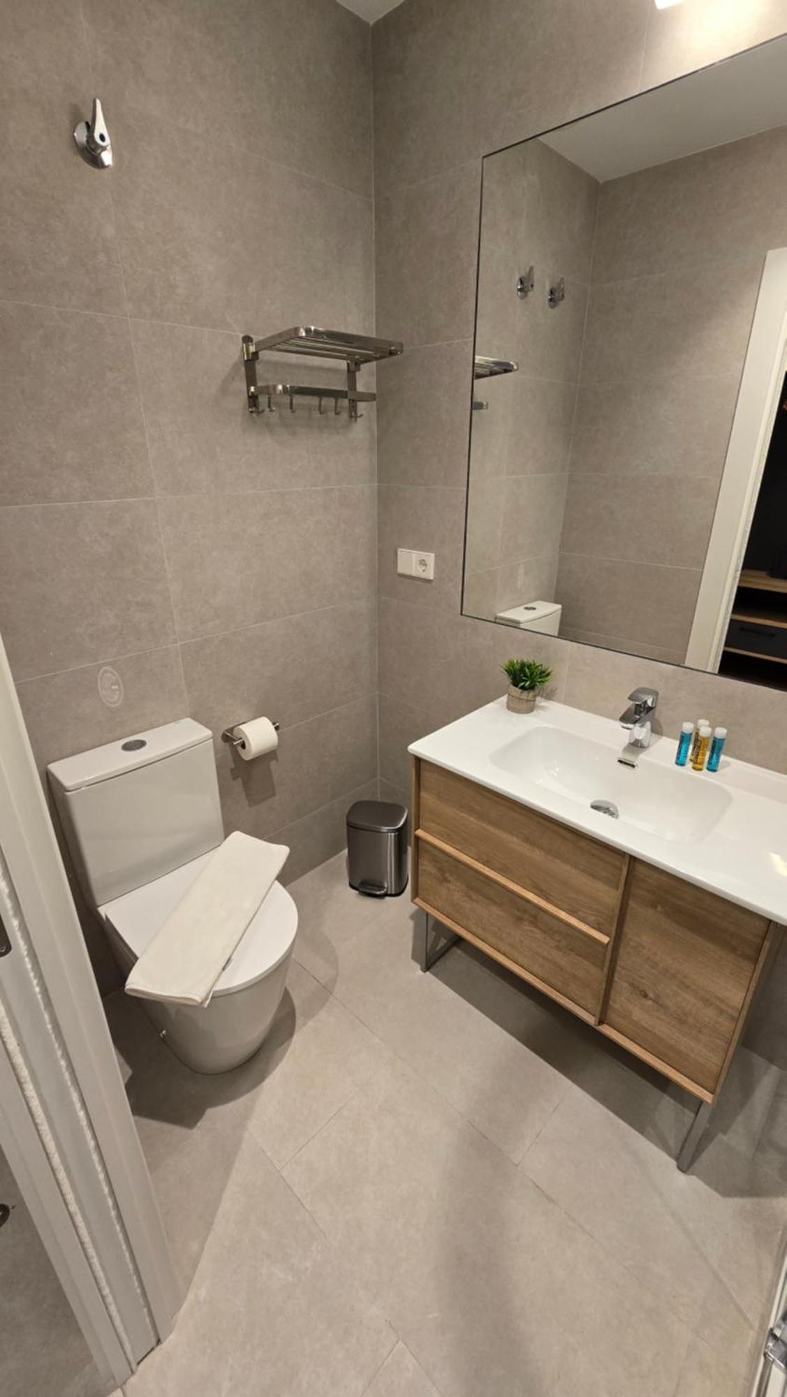Hostal Rambla 24 By Holihome Alicante Kültér fotó