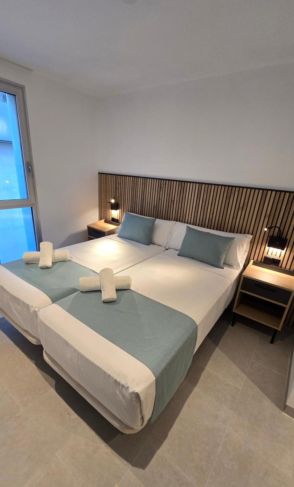 Hostal Rambla 24 By Holihome Alicante Kültér fotó